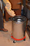 V_QuenchingIron1.JPG (160518 bytes)