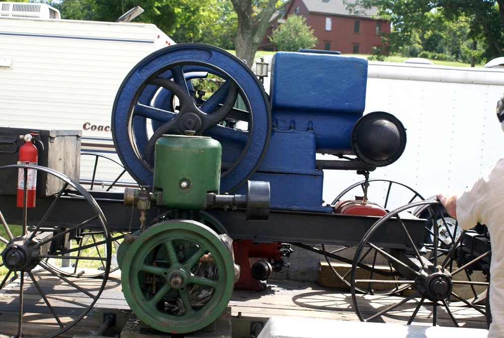 Straw Hollow Engine Show